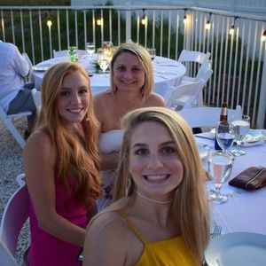 Meet your Posher, Hayley